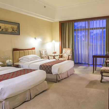 Phoenix Hotel Wuyi เจียงเหมิน ภายนอก รูปภาพ